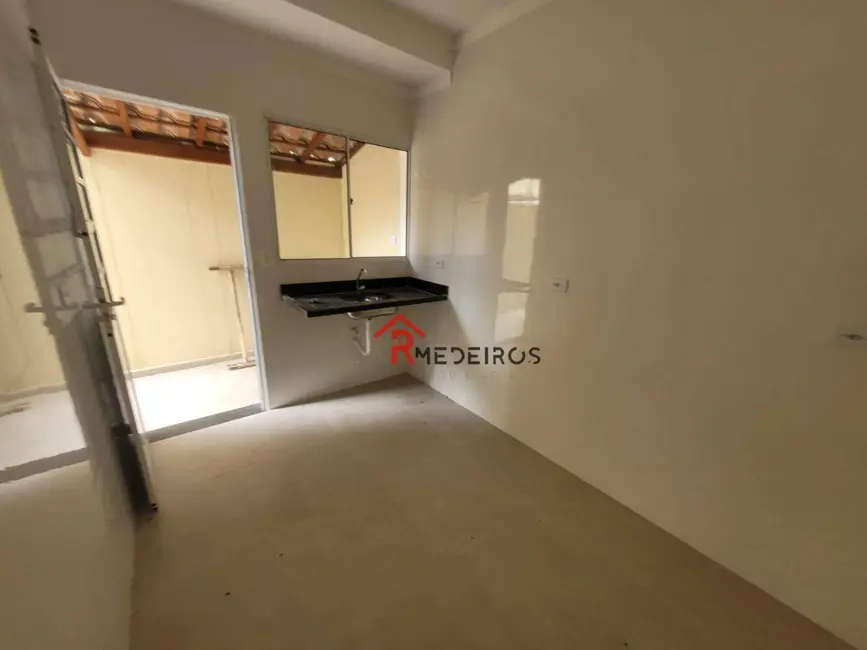 Foto 3 de Casa de Condomínio com 2 quartos à venda, 61m2 em Solemar, Praia Grande - SP