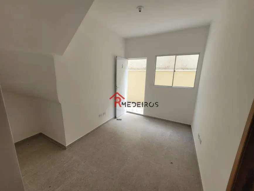 Foto 2 de Casa de Condomínio com 2 quartos à venda, 61m2 em Solemar, Praia Grande - SP