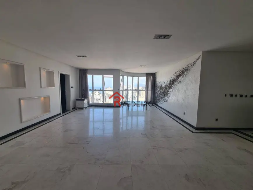 Cobertura com 3 quartos à venda, 621m2 em Praia Grande - SP - imagem 3 Foto 3 de Cobertura com 3 quartos à venda, 621m2 em Praia Grande - SP