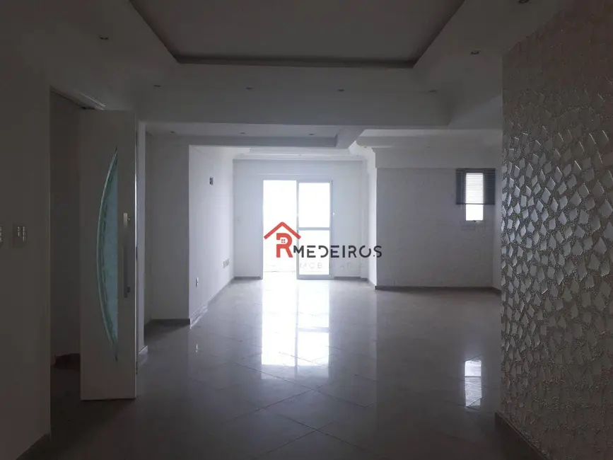 Foto 2 de Apartamento com 3 quartos à venda, 168m2 em Tupi, Praia Grande - SP