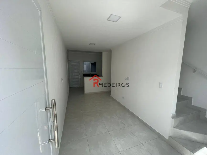 Foto 3 de Casa de Condomínio com 2 quartos à venda, 49m2 em Aviação, Praia Grande - SP