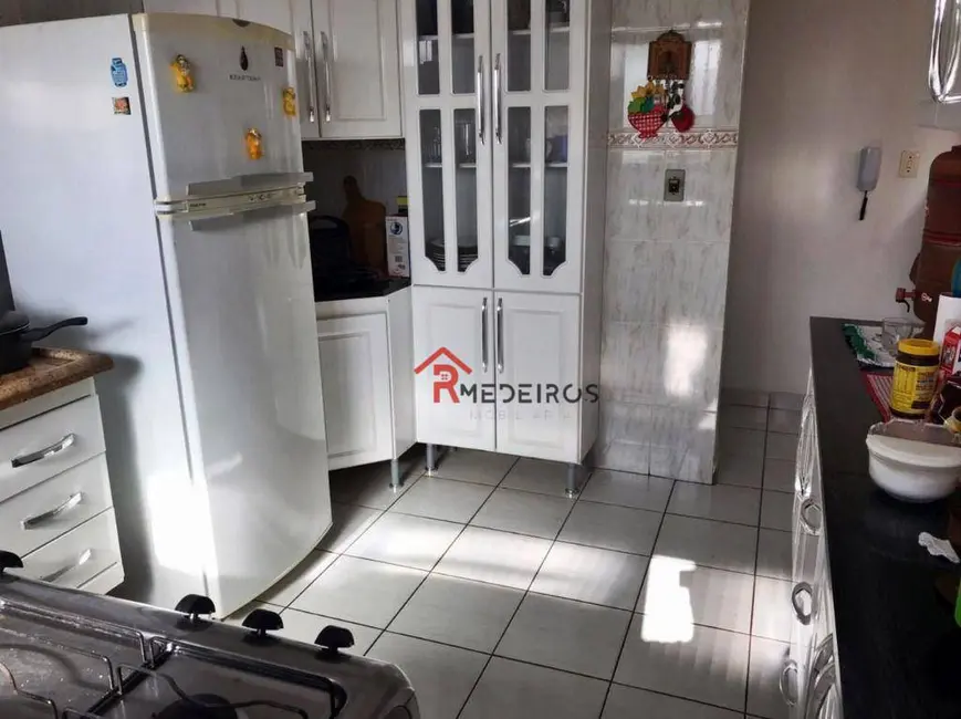 Foto 6 de Apartamento com 2 quartos à venda, 55m2 em Tupi, Praia Grande - SP