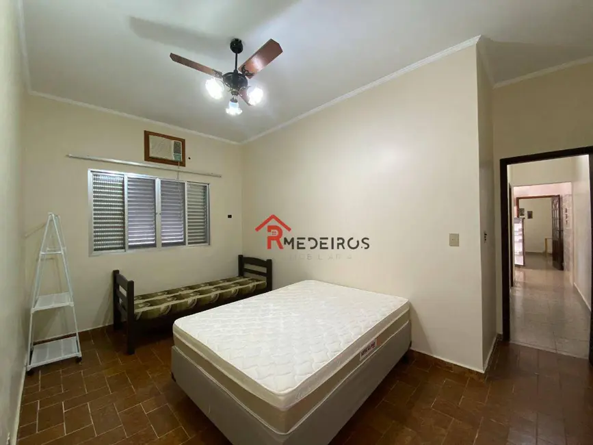 Foto 9 de Casa com 2 quartos à venda, 198m2 em Praia Grande - SP