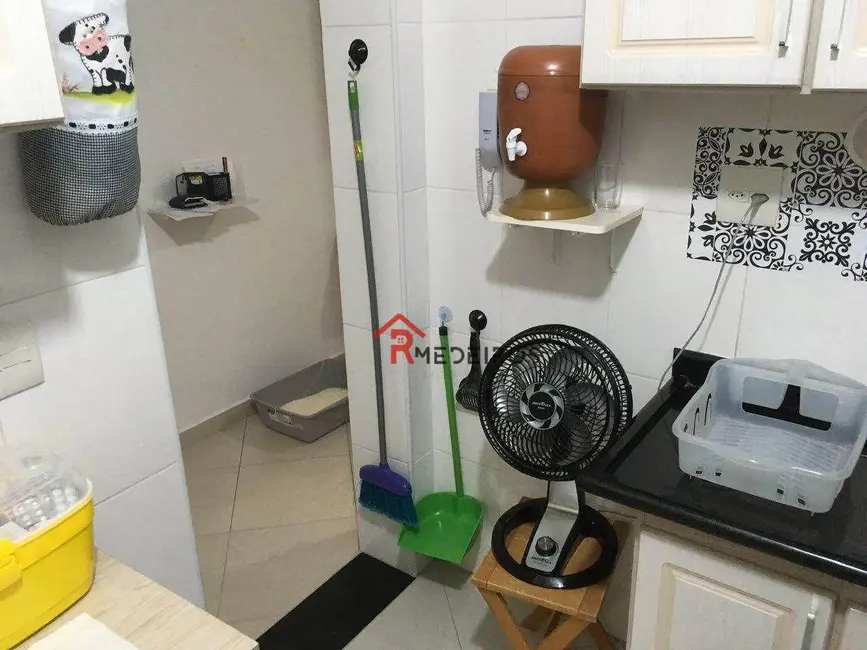 Foto 9 de Apartamento com 1 quarto à venda, 63m2 em Tupi, Praia Grande - SP