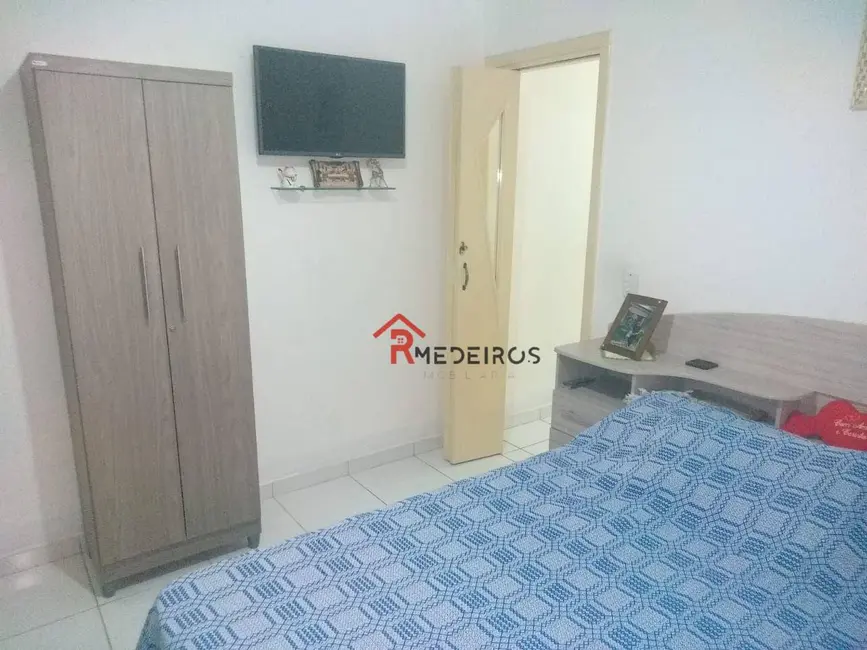 Casa com 2 quartos à venda, 125m2 em Praia Grande - SP - imagem 9 Foto 9 de Casa com 2 quartos à venda, 125m2 em Praia Grande - SP