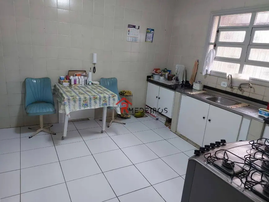 Foto 7 de Casa com 2 quartos à venda, 332m2 em Canto do Forte, Praia Grande - SP