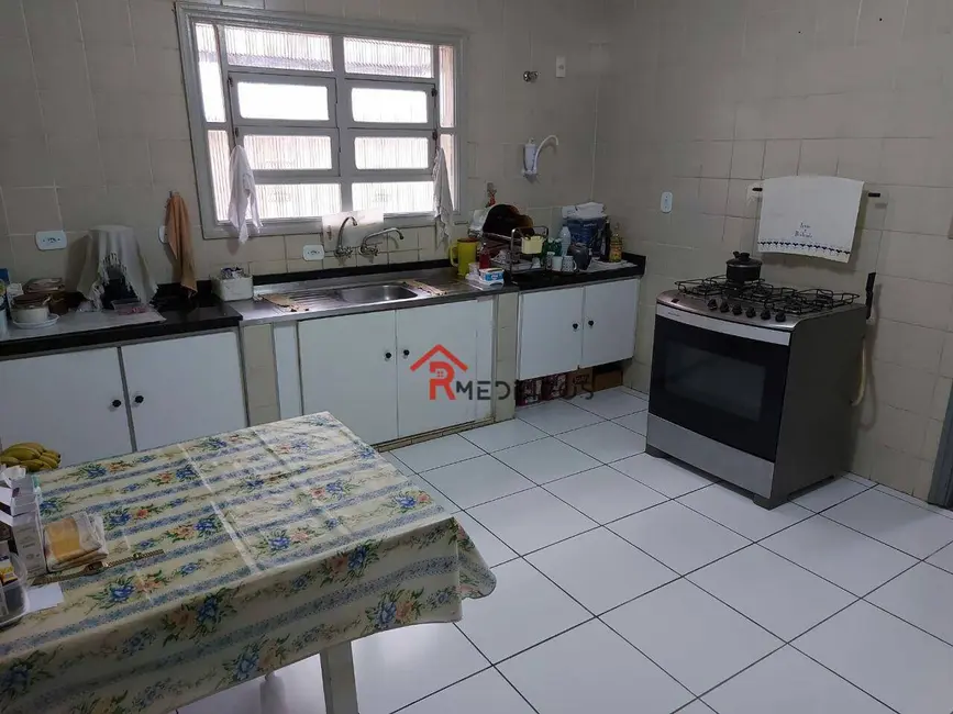 Foto 6 de Casa com 2 quartos à venda, 332m2 em Canto do Forte, Praia Grande - SP
