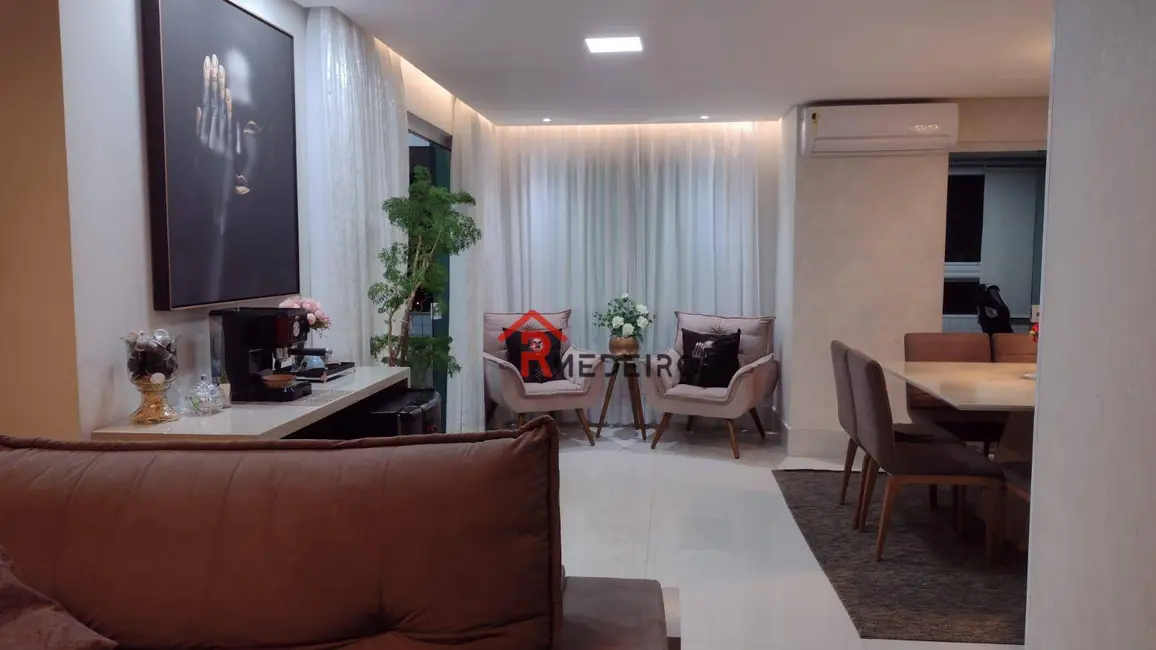 Foto 4 de Apartamento com 3 quartos à venda, 103m2 em Canto do Forte, Praia Grande - SP