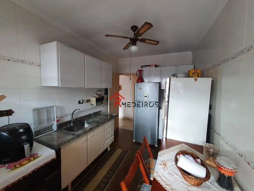 Foto 4 de Apartamento com 2 quartos à venda, 70m2 em Tupi, Praia Grande - SP