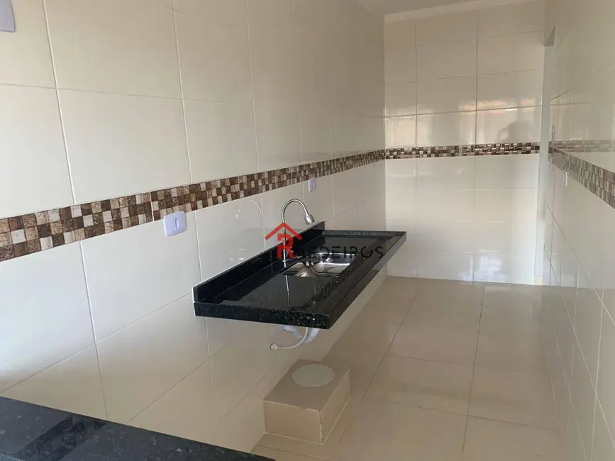 Foto 9 de Casa de Condomínio com 2 quartos à venda, 61m2 em Praia Grande - SP