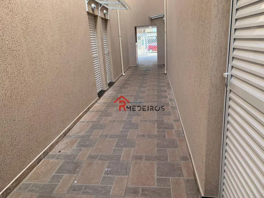 Casa de Condomínio com 2 quartos à venda, 61m2 em Praia Grande - SP - imagem 1 Foto 1 de Casa de Condomínio com 2 quartos à venda, 61m2 em Praia Grande - SP