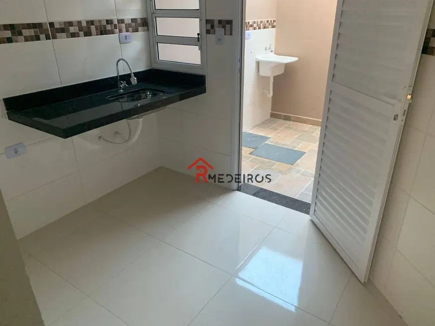 Casa de Condomínio com 2 quartos à venda, 61m2 em Praia Grande - SP - imagem 3 Foto 3 de Casa de Condomínio com 2 quartos à venda, 61m2 em Praia Grande - SP