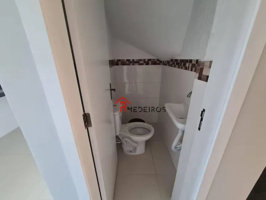Foto 9 de Casa de Condomínio com 2 quartos à venda, 51m2 em Praia Grande - SP