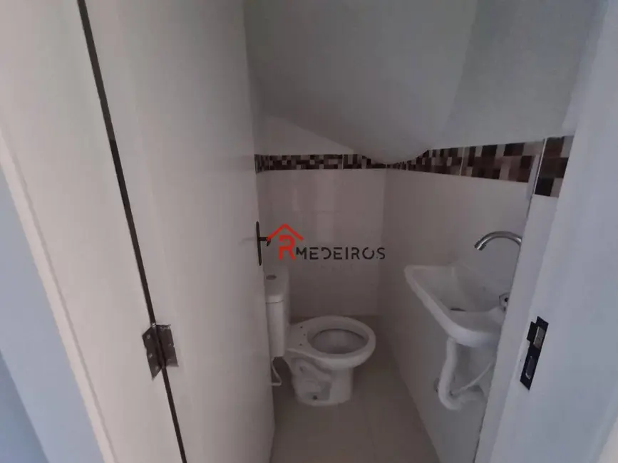 Foto 9 de Casa de Condomínio com 2 quartos à venda, 51m2 em Praia Grande - SP