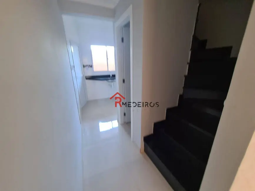 Foto 4 de Casa de Condomínio com 2 quartos à venda, 210m2 em Praia Grande - SP