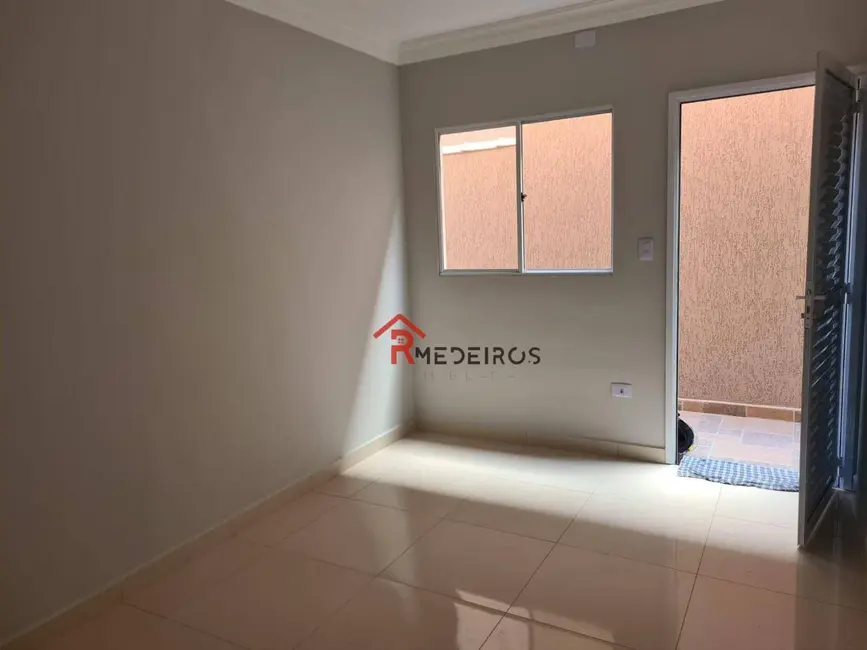 Foto 3 de Casa de Condomínio com 2 quartos à venda, 210m2 em Praia Grande - SP
