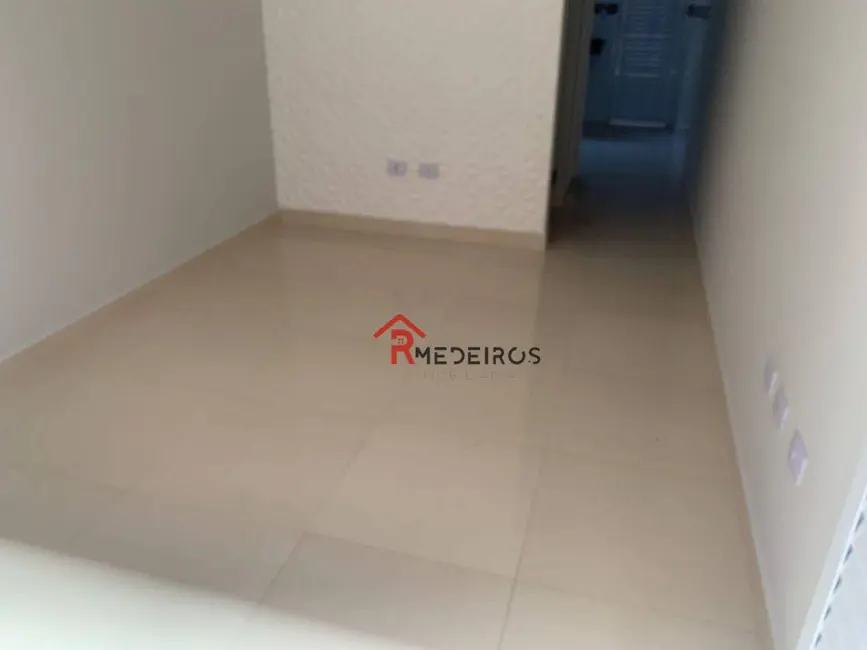 Foto 4 de Casa de Condomínio com 2 quartos à venda, 51m2 em Praia Grande - SP