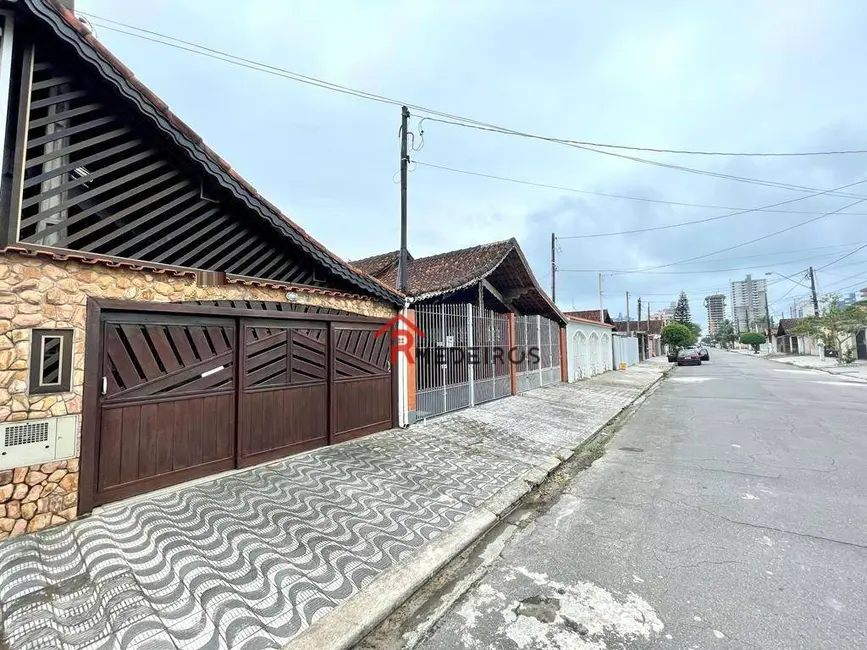 Foto 1 de Casa com 2 quartos à venda, 173m2 em Maracanã, Praia Grande - SP