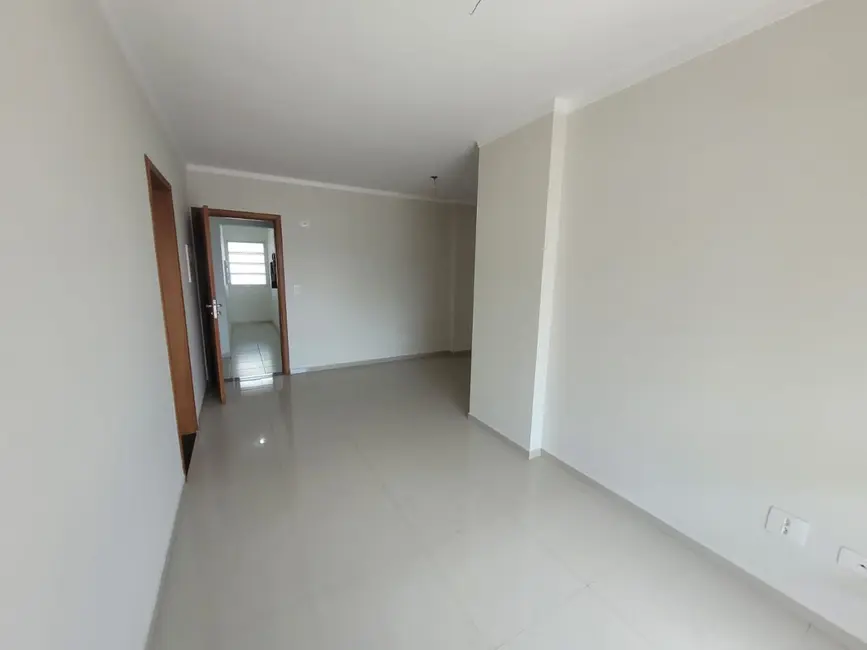 Apartamento com 2 quartos à venda, 124m2 em Canto do Forte, Praia Grande - SP - imagem 4 Foto 4 de Apartamento com 2 quartos à venda, 124m2 em Canto do Forte, Praia Grande - SP