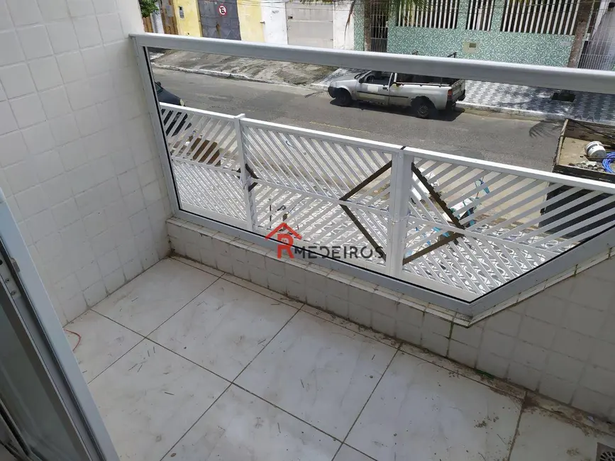 Foto 1 de Casa de Condomínio com 1 quarto à venda, 78m2 em Praia Grande - SP