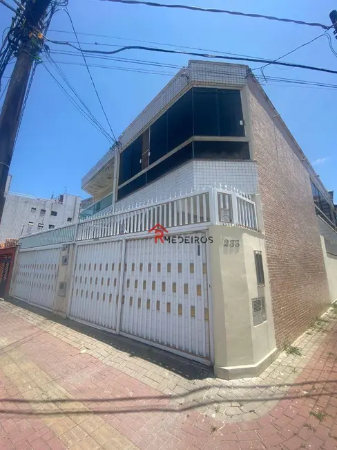 Foto 1 de Sobrado com 3 quartos à venda, 140m2 em Aviação, Praia Grande - SP