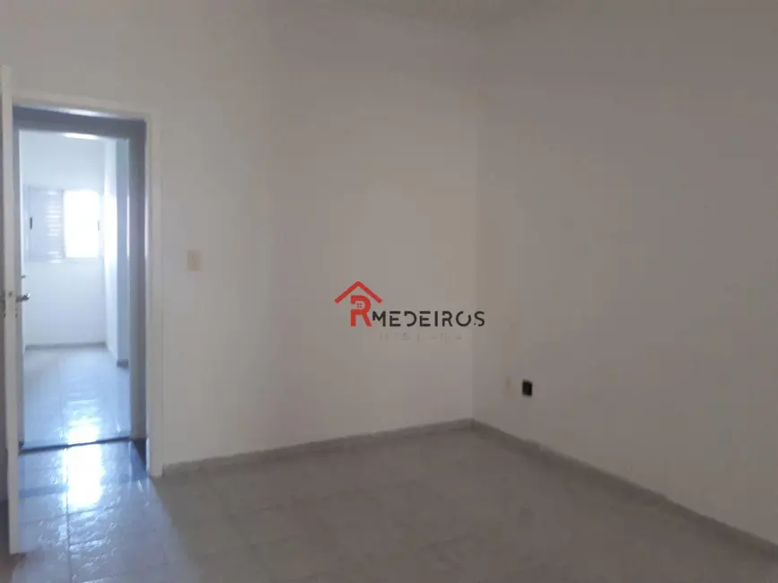 Foto 9 de Casa com 2 quartos à venda, 85m2 em Canto do Forte, Praia Grande - SP