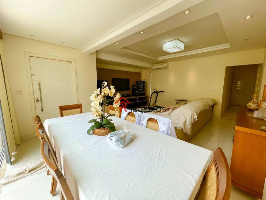 Foto 7 de Casa com 3 quartos à venda, 380m2 em Canto do Forte, Praia Grande - SP