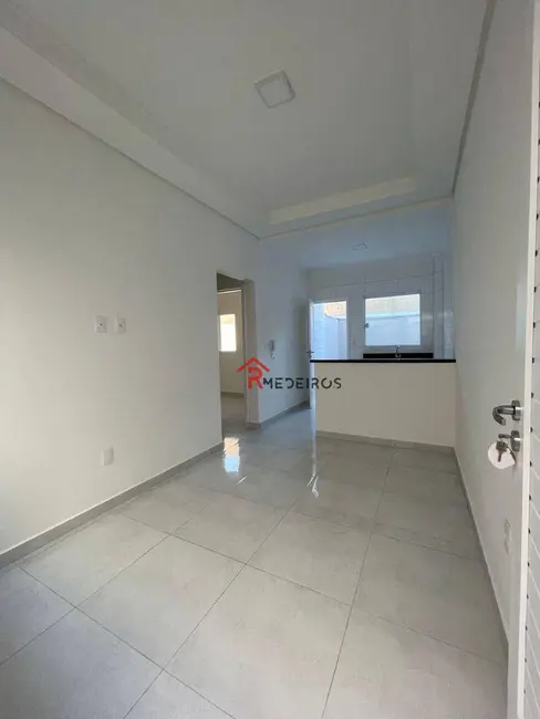 Foto 2 de Casa de Condomínio com 2 quartos à venda, 70m2 em Japuí, Sao Vicente - SP