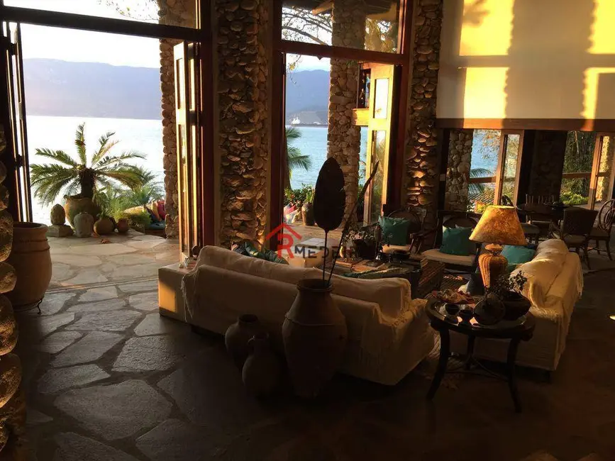 Foto 5 de Casa com 6 quartos à venda, 1700m2 em Ilhabela - SP