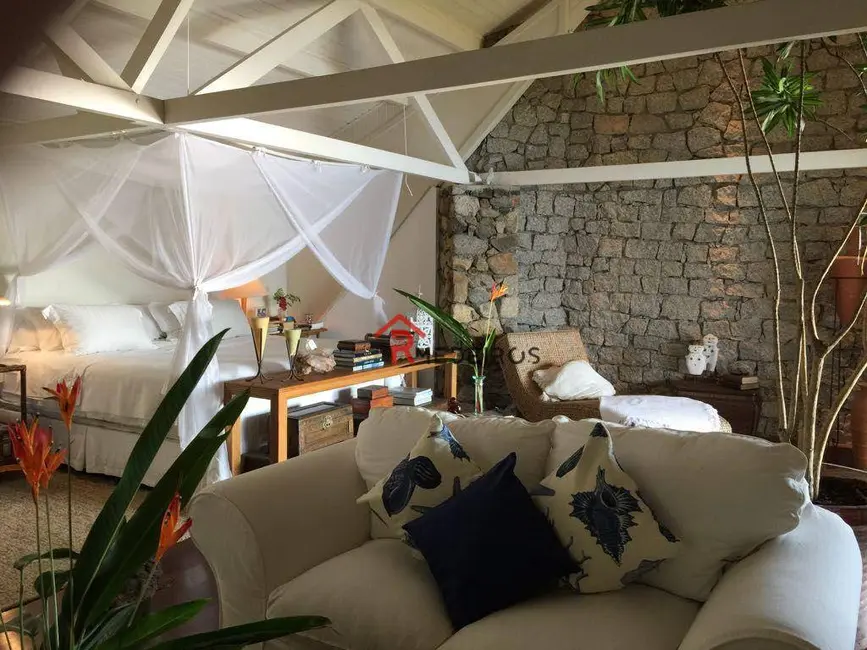 Foto 8 de Casa com 6 quartos à venda, 1700m2 em Ilhabela - SP