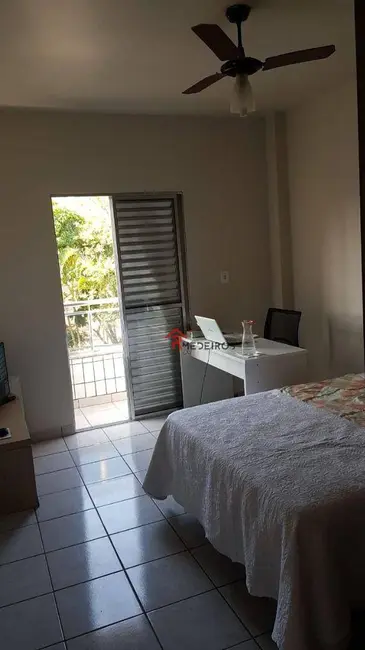 Apartamento com 1 quarto à venda, 68m2 em Caiçara, Praia Grande - SP - imagem 7 Foto 7 de Apartamento com 1 quarto à venda, 68m2 em Caiçara, Praia Grande - SP