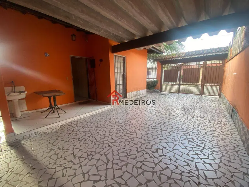Casa com 2 quartos à venda, 118m2 em Caiçara, Praia Grande - SP - imagem 4 Foto 4 de Casa com 2 quartos à venda, 118m2 em Caiçara, Praia Grande - SP