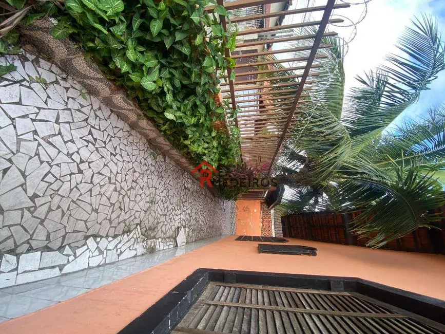 Casa com 2 quartos à venda, 118m2 em Caiçara, Praia Grande - SP - imagem 9 Foto 9 de Casa com 2 quartos à venda, 118m2 em Caiçara, Praia Grande - SP