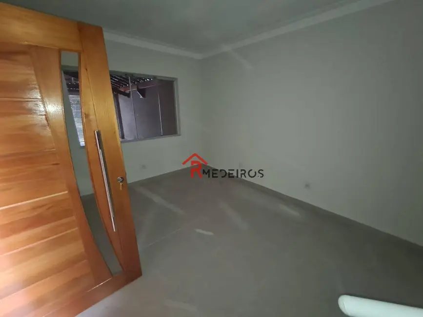 Foto 2 de Casa com 3 quartos à venda, 146m2 em Tupi, Praia Grande - SP