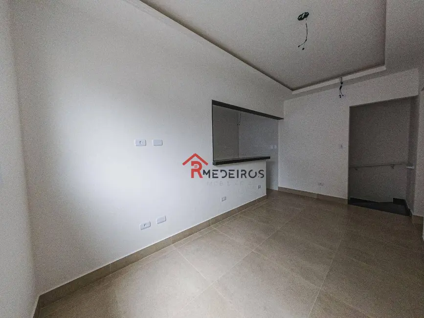 Foto 6 de Casa de Condomínio com 2 quartos à venda, 70m2 em Mirim, Praia Grande - SP