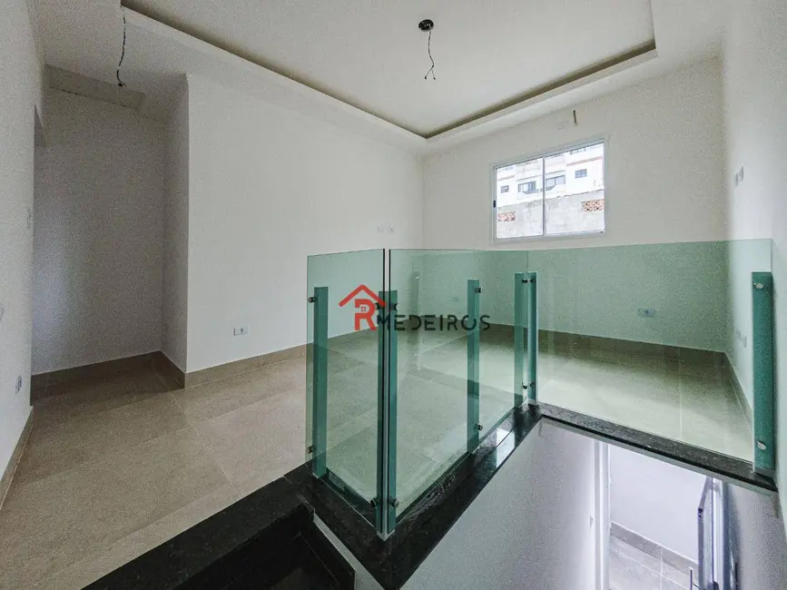 Foto 5 de Casa de Condomínio com 2 quartos à venda, 60m2 em Mirim, Praia Grande - SP