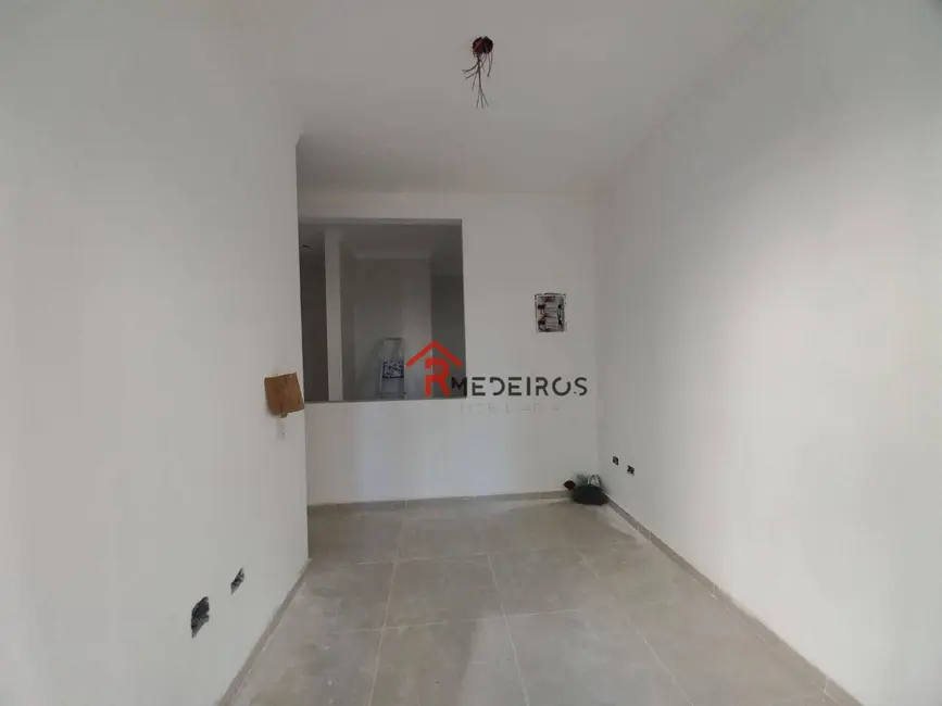 Foto 3 de Casa de Condomínio com 2 quartos à venda, 74m2 em Aviação, Praia Grande - SP