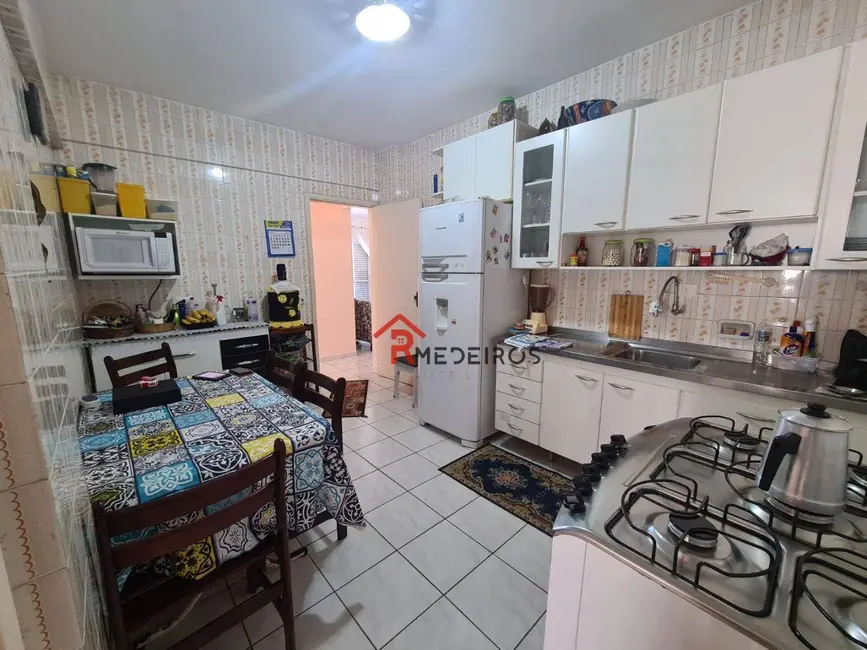 Foto 8 de Apartamento com 3 quartos à venda, 162m2 em Praia Grande - SP