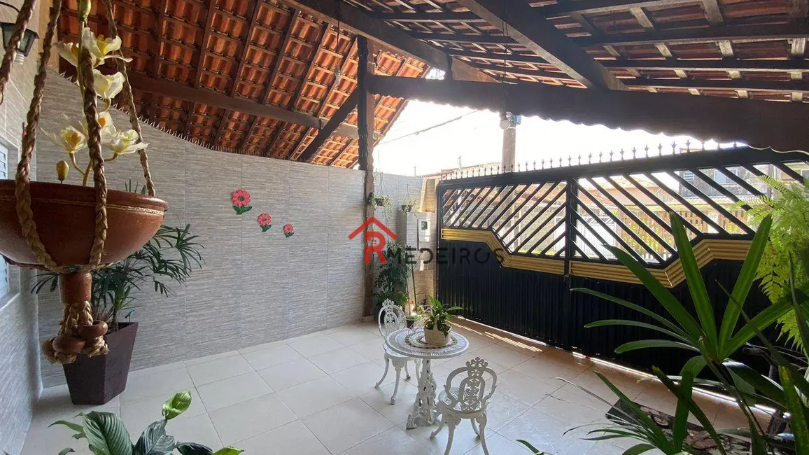 Foto 3 de Casa com 2 quartos à venda, 100m2 em Mirim, Praia Grande - SP