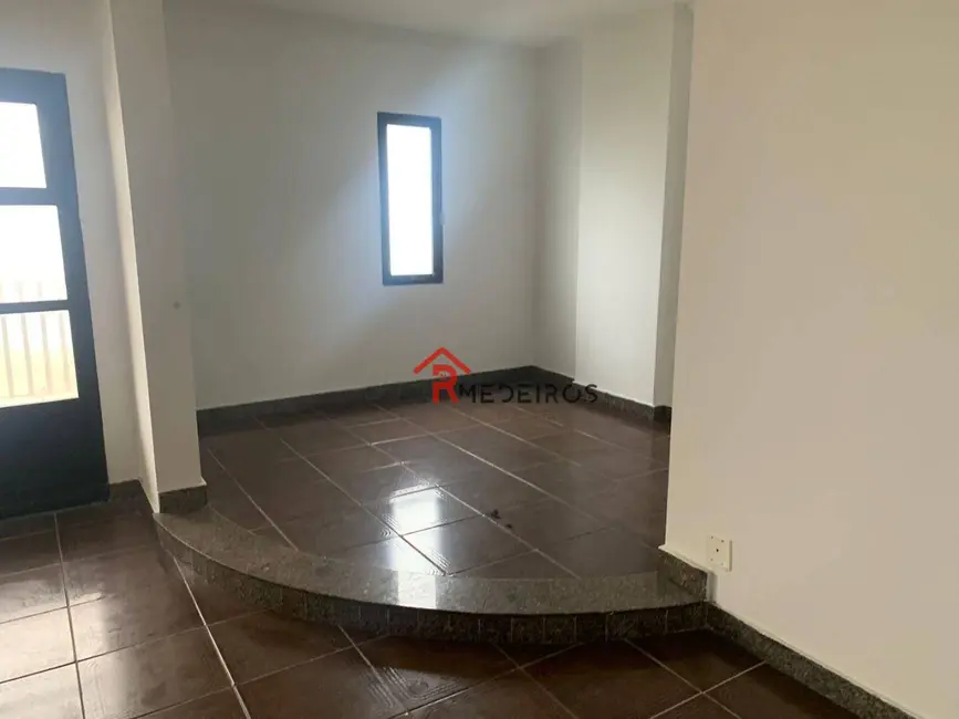Apartamento com 3 quartos à venda, 230m2 em Canto do Forte, Praia Grande - SP - imagem 4 Foto 4 de Apartamento com 3 quartos à venda, 230m2 em Canto do Forte, Praia Grande - SP