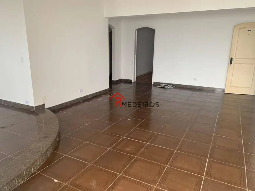 Apartamento com 3 quartos à venda, 230m2 em Canto do Forte, Praia Grande - SP - imagem 5 Foto 5 de Apartamento com 3 quartos à venda, 230m2 em Canto do Forte, Praia Grande - SP