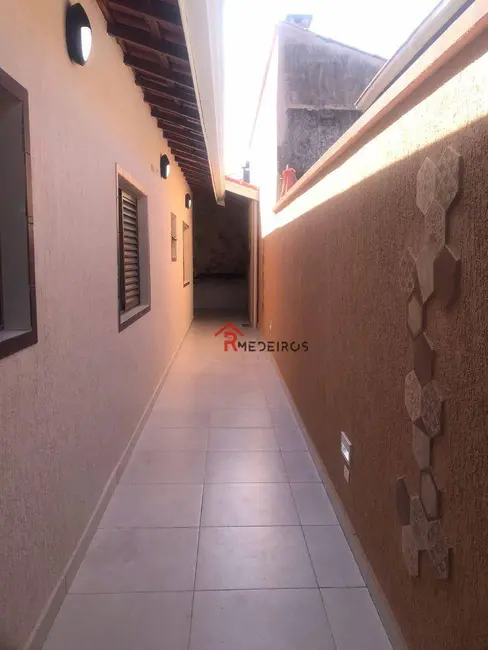 Foto 5 de Casa com 2 quartos à venda, 60m2 em Caiçara, Praia Grande - SP