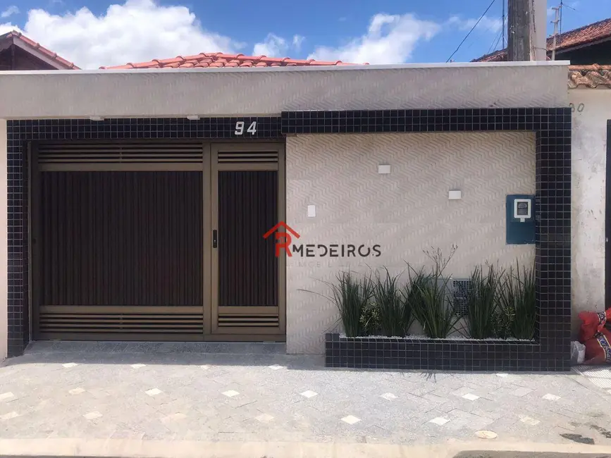 Foto 1 de Casa com 2 quartos à venda, 60m2 em Caiçara, Praia Grande - SP