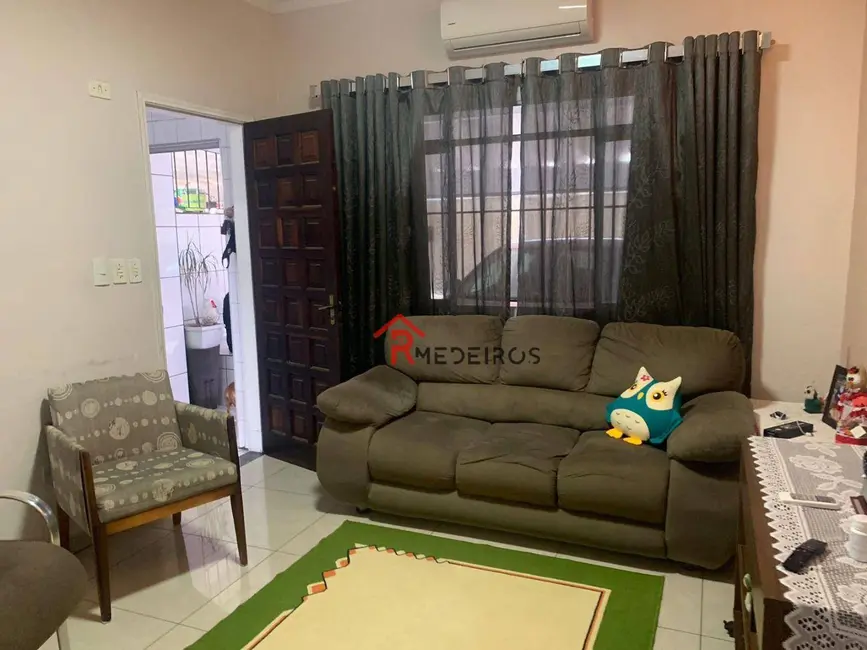 Foto 3 de Casa com 3 quartos à venda, 120m2 em Mirim, Praia Grande - SP