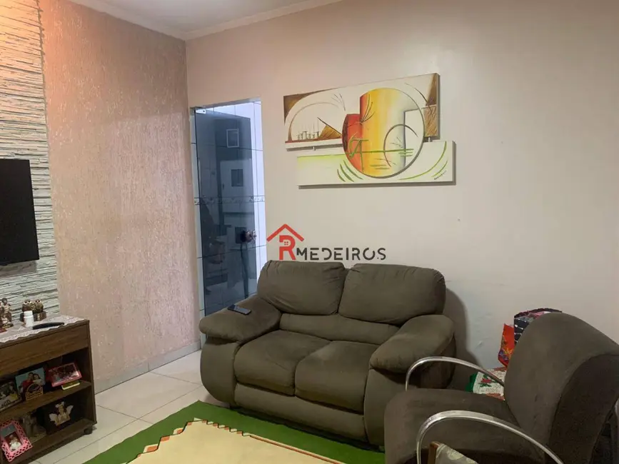 Foto 4 de Casa com 3 quartos à venda, 120m2 em Mirim, Praia Grande - SP