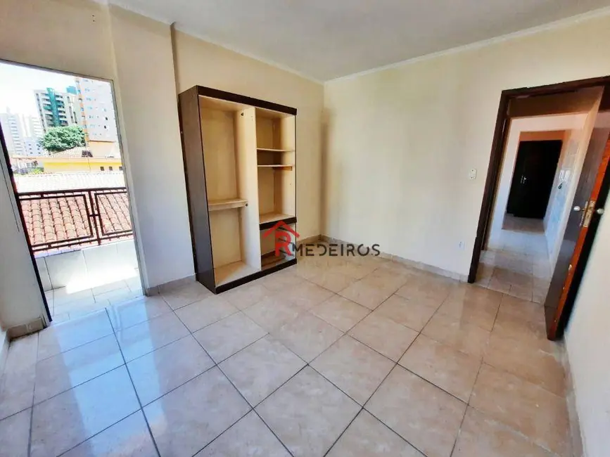Foto 3 de Apartamento com 1 quarto à venda, 50m2 em Tupi, Praia Grande - SP