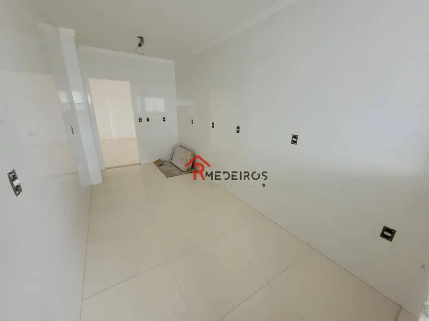 Apartamento com 3 quartos à venda, 202m2 em Canto do Forte, Praia Grande - SP - imagem 5 Foto 5 de Apartamento com 3 quartos à venda, 202m2 em Canto do Forte, Praia Grande - SP