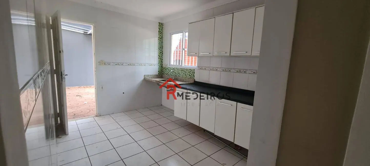Foto 8 de Sobrado com 2 quartos à venda, 120m2 em Solemar, Praia Grande - SP