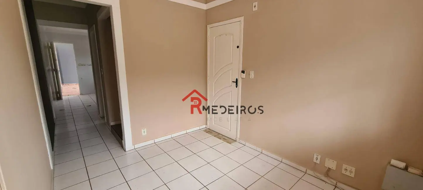 Foto 6 de Sobrado com 2 quartos à venda, 120m2 em Solemar, Praia Grande - SP