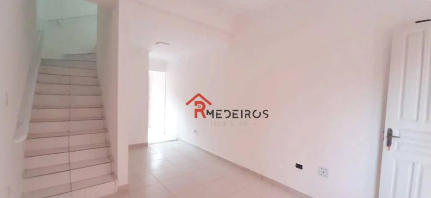 Foto 3 de Sobrado com 2 quartos à venda, 90m2 em Vila Sônia, Praia Grande - SP